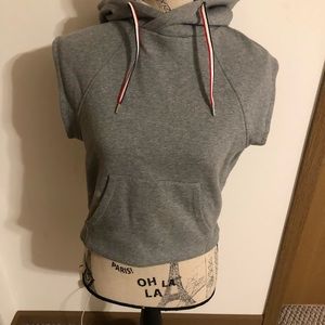 Pullover hooded vest